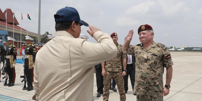 Jet Tempur Kawal Kepulangan Raja Yordania