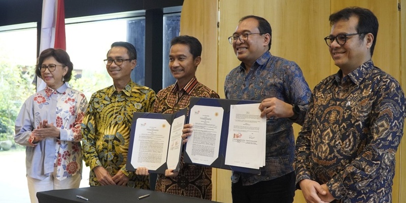 Telkom Bersama UGM Perkuat Ekosistem AI Nasional