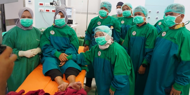 Kemensos Gelar Operasi Katarak Gratis di Tebo Jambi