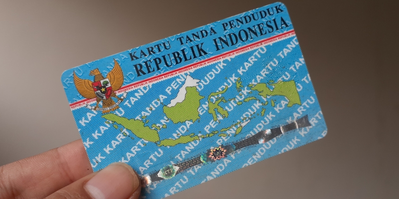 Penyerahan KTP untuk Akses Gedung dalam Perspektif UU PDP