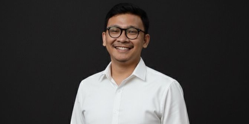 Sejarah Tidak Sesederhana Membagi antara Pahlawan dan Penjahat