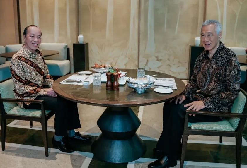 Jokowi Bertemu Lee Hsien Loong