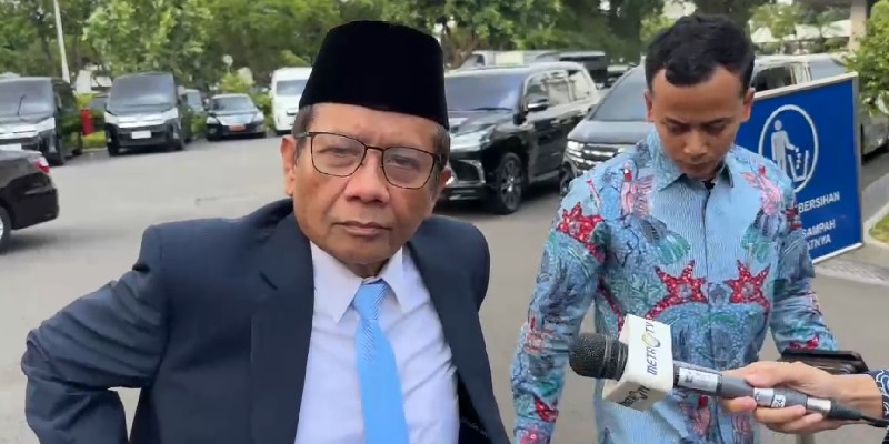 Mahfud MD Tiba di Istana Jelang Pelantikan Tim Reformasi Polri