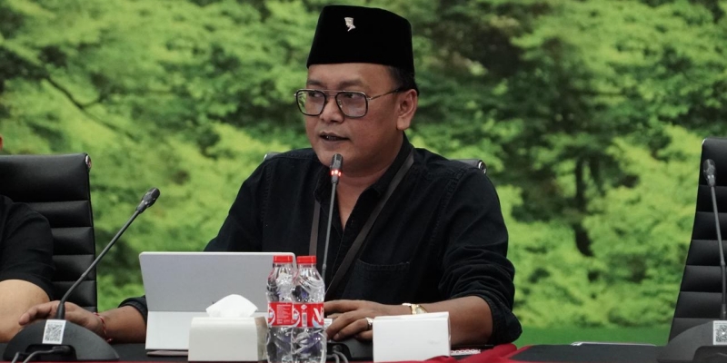 Jokowi Menjilat Ludahnya Sendiri Bukan Bentuk Penghinaan