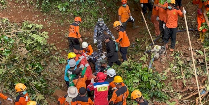 Ditemukan Delapan Jenazah Korban Longsor Cilacap