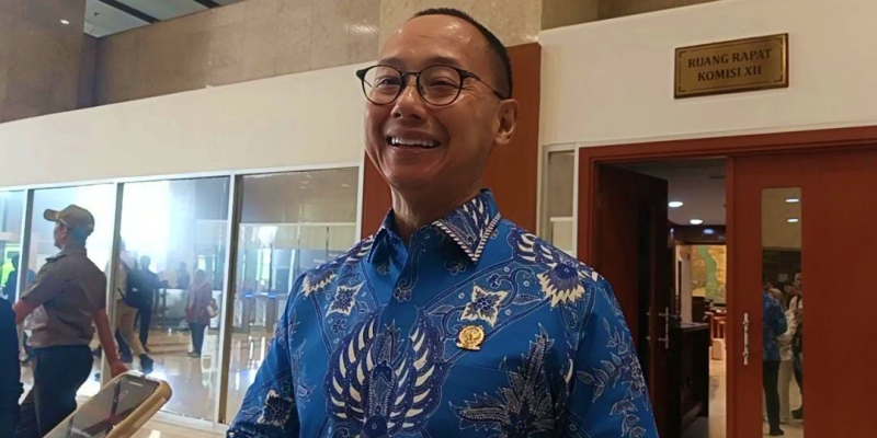 Evaluasi Anggota DPR Wewenang Partai Politik