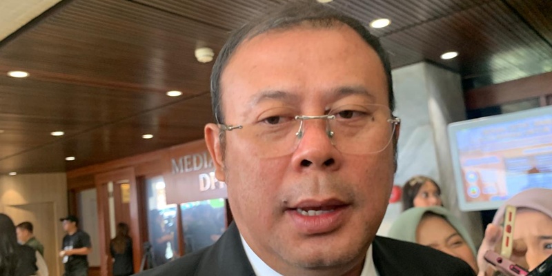 Keanggotaan Adies Kadir dan Uya Kuya Bakal Diumumkan di Rapur DPR