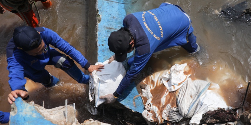 Pemprov DKI Gercep Tangani Tanggul Roboh