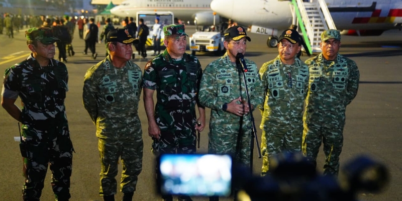 Tiga Jet Sukhoi TNI AU Paksa Mendarat Pesawat Asing dari Langit Morowali