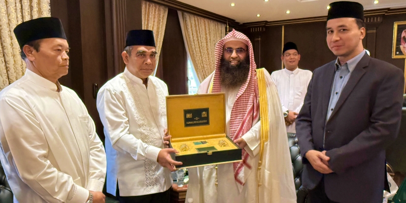Bertemu Pimpinan Masjid Nabawi, Ketua MPR Bahas Penambahan Kajian Bahasa Indonesia