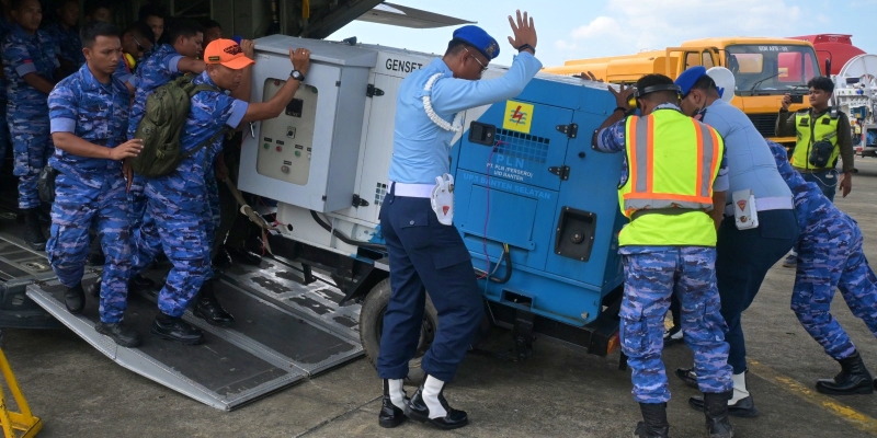 Atasi Persoalan Listrik, Pesawat Hercules yang Bawa Genset PLN Tiba di Aceh