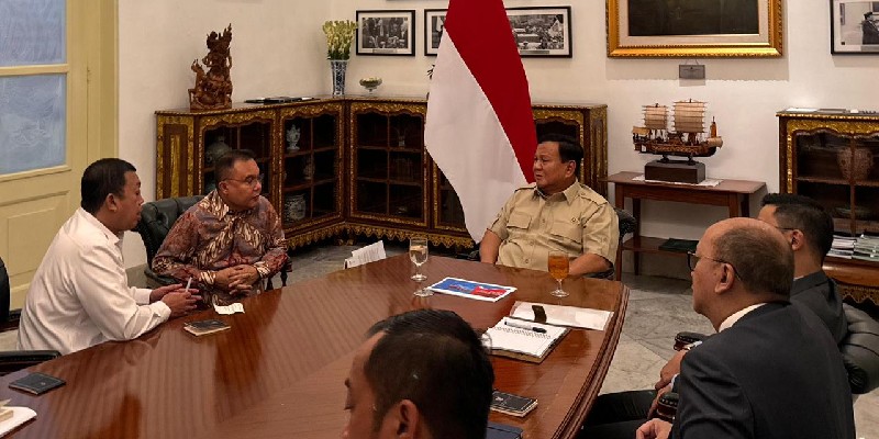 Prabowo Diskusi Politik-Ekonomi Bareng Dasco Hingga Purbaya