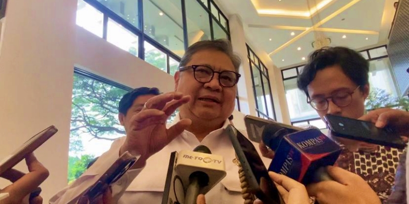 Menko Airlangga: Pemerintah Sedang Bahas Solusi Utang Whoosh