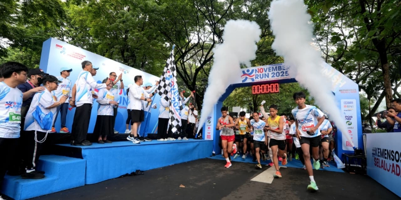 Kemensos Gelar November Run Bersama Keluarga Pahlawan