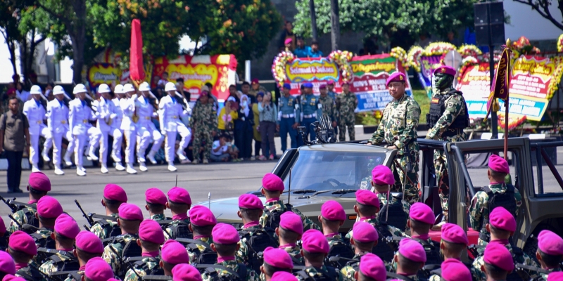 Baret Ungu Panglima TNI
