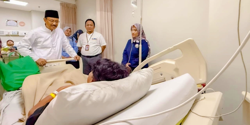 Gus Ipul Pastikan Pemerintah Beri Bantuan untuk Korban Ledakan SMAN 72