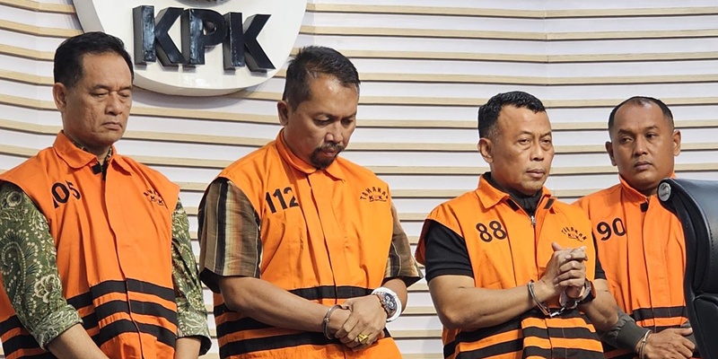 Tersangka Korupsi dari Bumi Reog