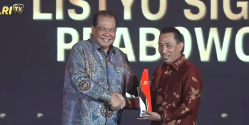 Publik Akui Kinerja Kapolri Lewat Raihan Penghargaan