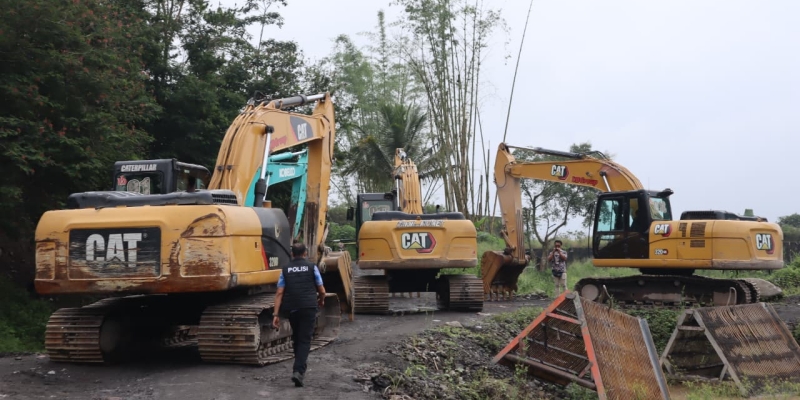 Razia Tambang Pasir Ilegal