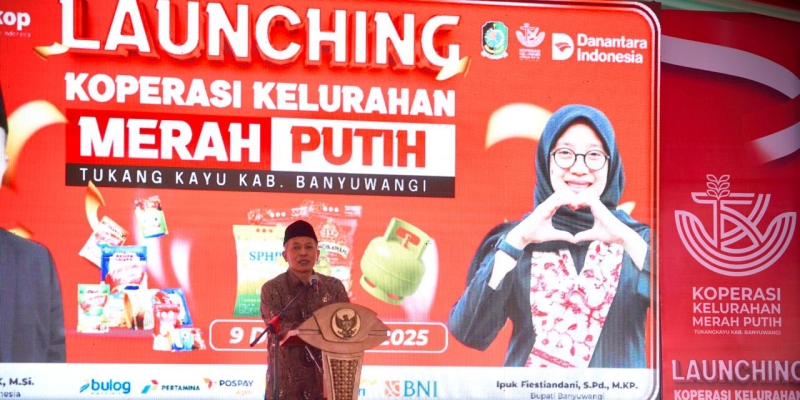 Ferry Juliantono Resmikan Koperasi Merah Putih Tukangkayu