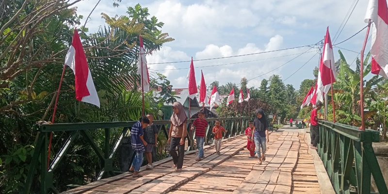 Jembatan Merah Putih