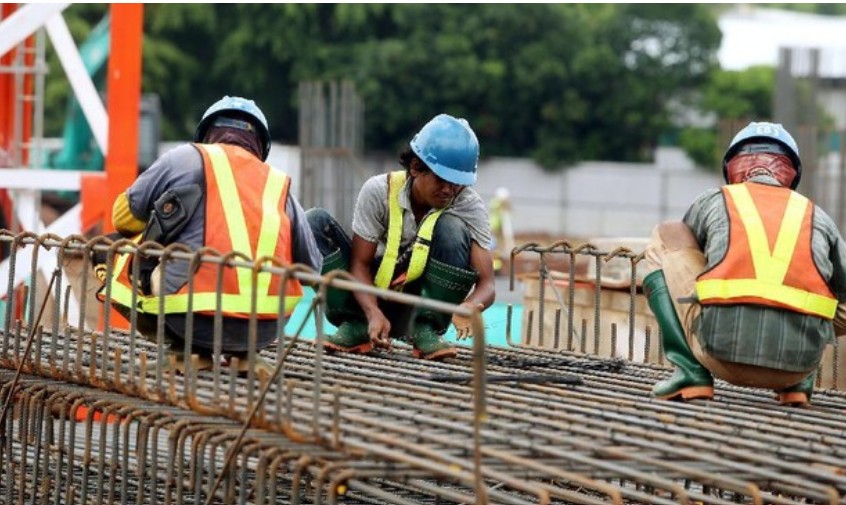 Ketika Negara, Bisnis, dan Partai Merobohkan Kedaulatan Rakyat
