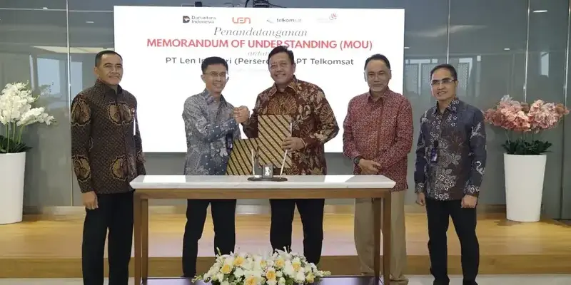 Telkomsat dan Len Teken MoU Perkuat Pertahanan Berbasis Satelit