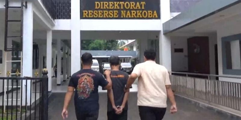 Pengedar Ganja 4,6 Kg Tak Berkutik Dibekuk Polisi