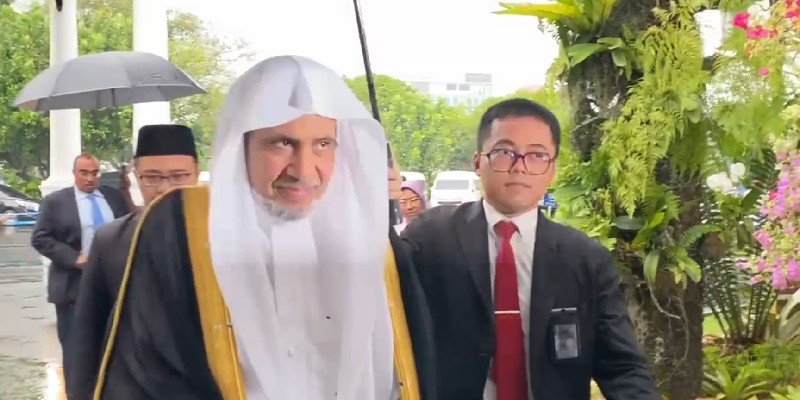 Sekjen Liga Muslim Dunia Temui Prabowo, Siap Bantu Korban Banjir Sumatera