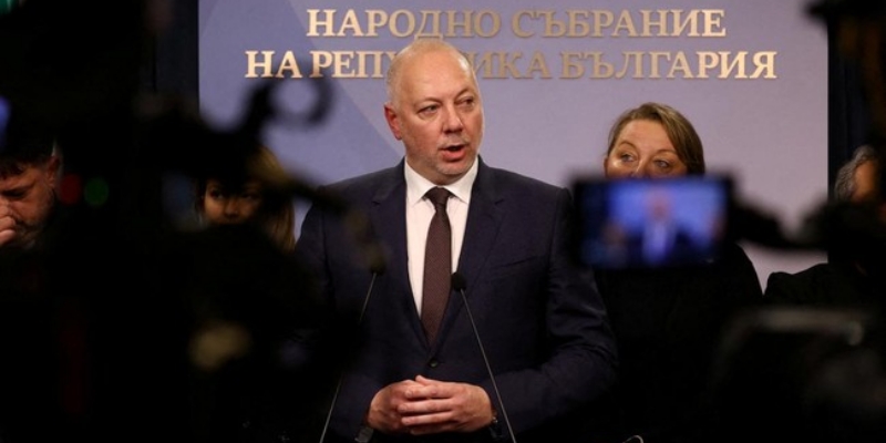 Gen Z Lengserkan PM Bulgaria