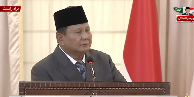Prabowo Kagumi Penyambutan Megah Pakistan Saat Tiba di Islamabad