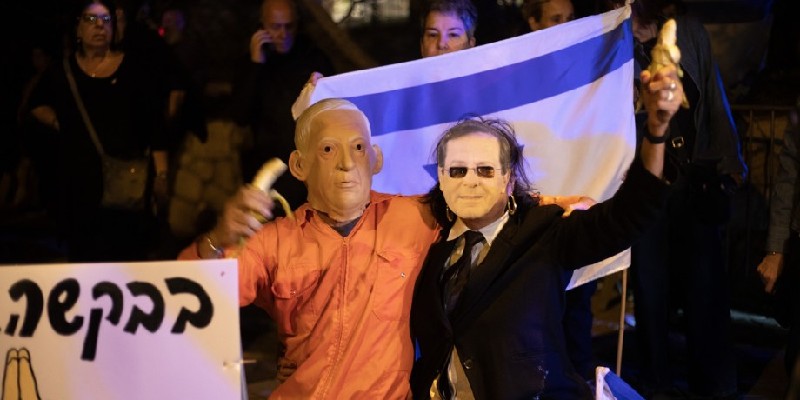 Warga Kepung Rumah Presiden Israel Tolak Grasi Netanyahu