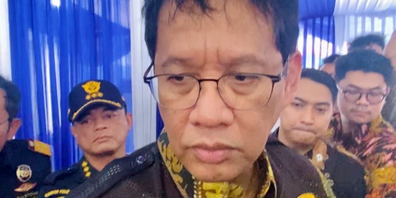 Purbaya Ogah Kirim Baju Ilegal ke Korban Bencana Sumatera