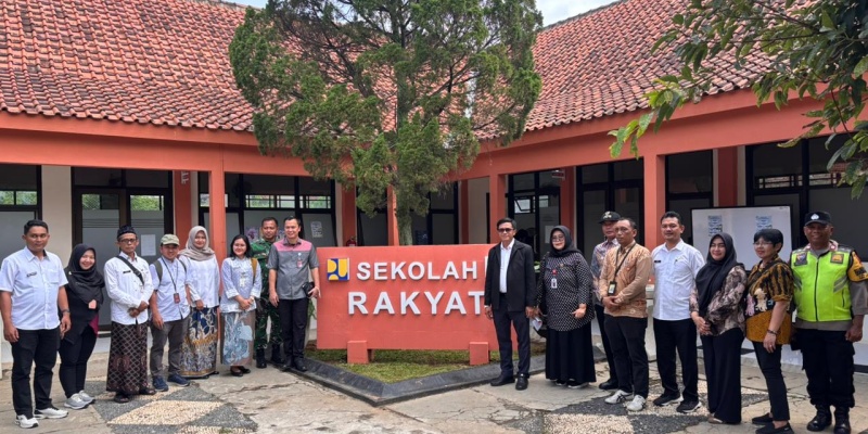 Kemenko PM Kawal Implementasi Sekolah Rakyat di Semarang untuk Tekan Kemiskinan Ekstrem