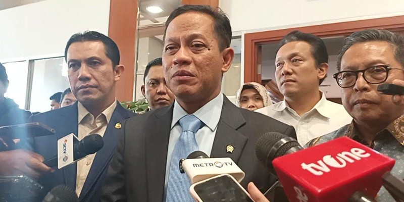 Menteri LH soal Banjir Sumatera: Kami Tidak Ragu Beri Sanksi ke Pemda<i>!</i>