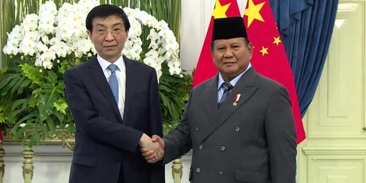 Prabowo Terima Kunjungan Ketua MPR Tiongkok di Istana Merdeka