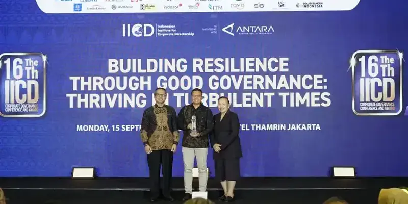 Telkom Raih Best State-Owned Enterprises di IICD Award 2025