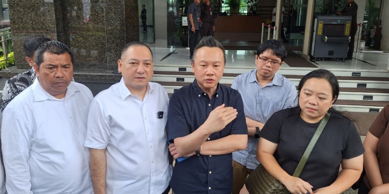 Korban Dugaan Ilegal Akses Kecewa OJK Tak Konfrontir Mirae Asset