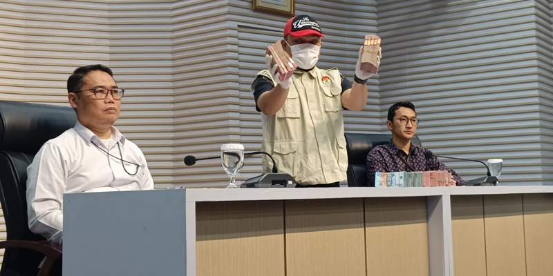 OTT Kepala Daerah Cerminan Carut-marut Sistem Pilkada