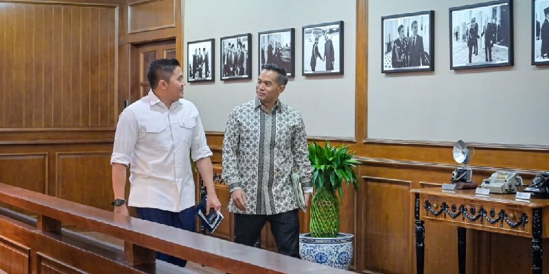 Seskab Dikunjungi Bos Kadin, Bahas Program Quick Win hingga Kopdes Merah Putih