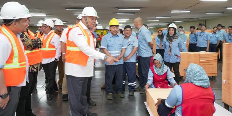 Wamenaker Minta Perusahaan Konsisten Jalankan Norma Ketenagakerjaan