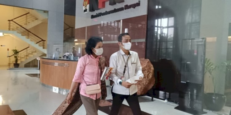 KPK Periksa Mantan Menteri BUMN Rini Soemarno