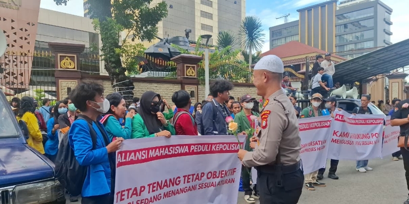 Muncul Aksi Tandingan BEM UI di Mabes Polri