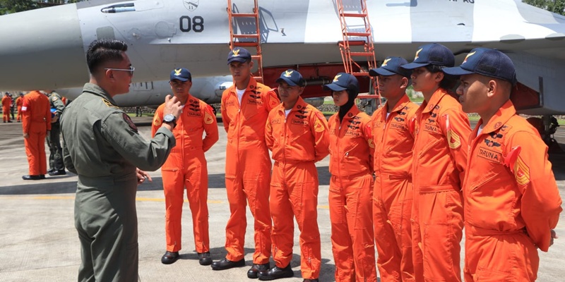 Taruna AAU Asah Kemampuan Operasi di Lanud Sultan Hasanuddin