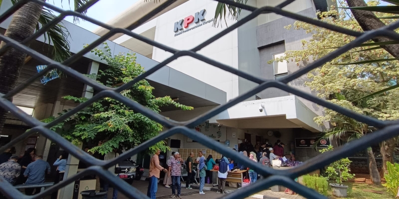 KPK Fasilitasi Salat Id untuk 81 Tahanan Termasuk Yaqut dan Fadia Arafiq