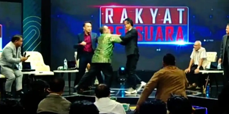 Adu Mulut Jahmada-Refly Berujung Aksi Saling Dorong