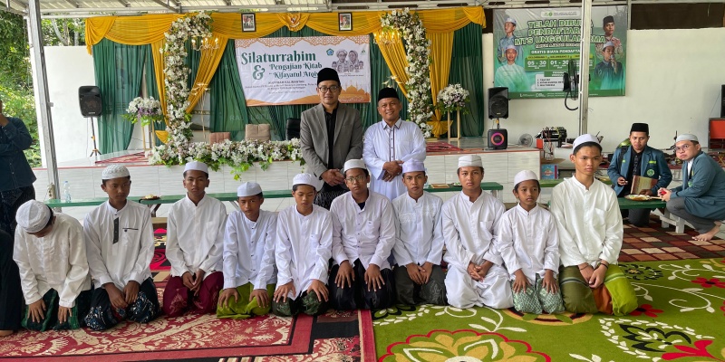 Pesan Ulama Banjar ke Gus Salam: Kelola NU dengan Cinta