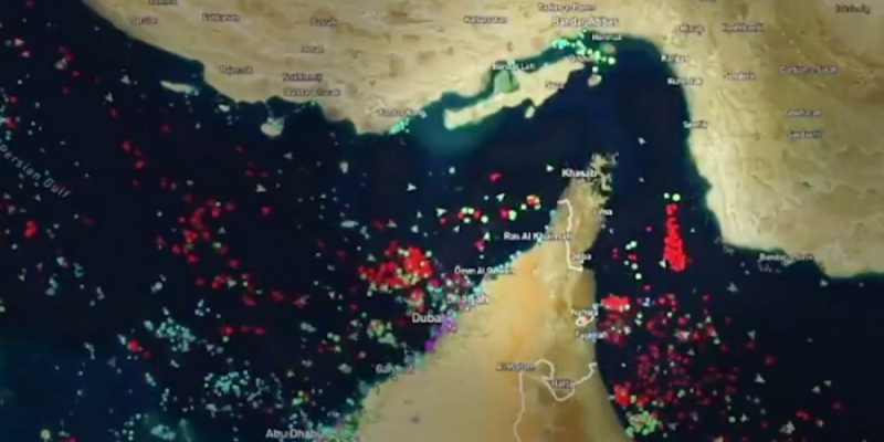 Iran Kantongi Pendapatan Perdana dari Tarif Kapal di Selat Hormuz