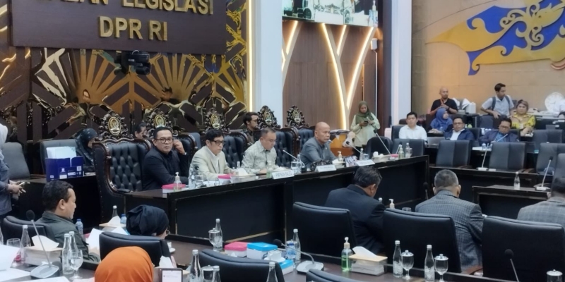 DPR Cuma Butuh Sehari Rampungkan 409 Daftar Masalah RUU PPRT