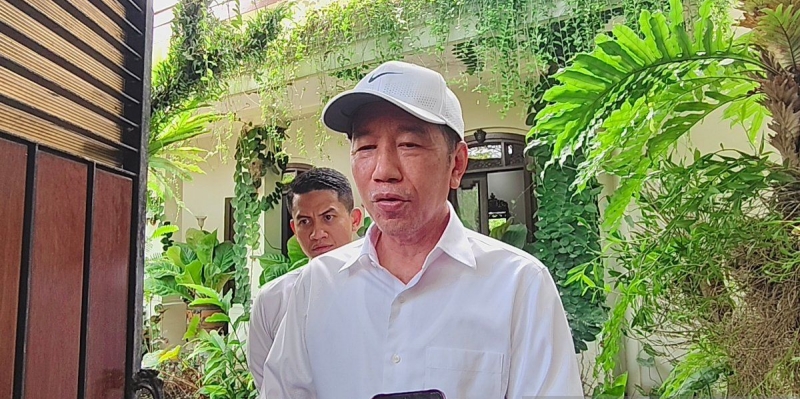 Lapor Sana Sini untuk Tutupi Perkara Ijazah Jokowi